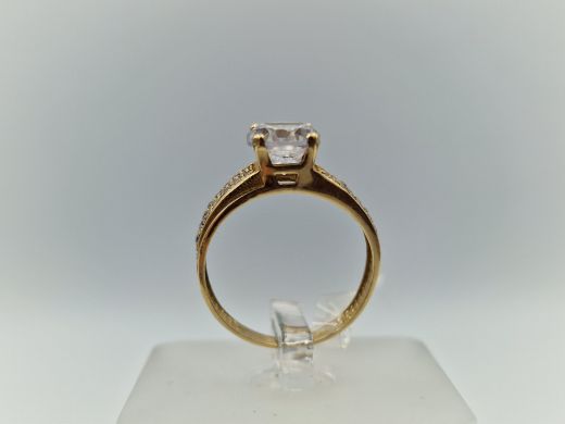 Zelta gredzens ar cirkoniju, 2.57 g, izm. 16.5