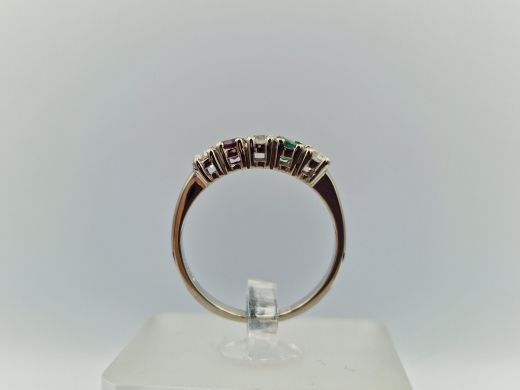 Zelta gredzens ar briljantu un smaragdu, 2.5 g, izm. 17