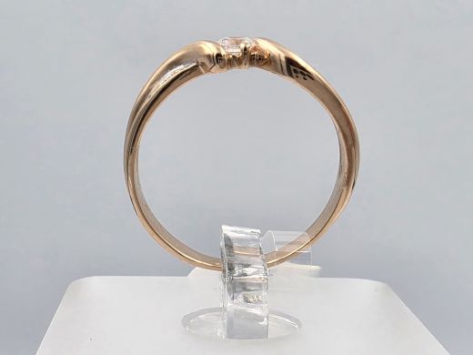 Gold ring with zircon, 2.25 g, size 16.5