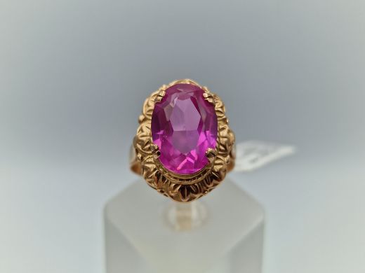 Золотое кольцо с кораллом, 7.22 г, разм. 18