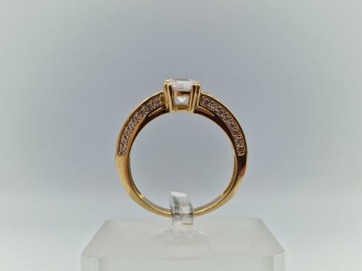 Zelta gredzens ar cirkoniju, 3.26 g, izm. 18