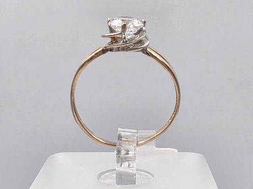 Gold ring with zircon, 1.74 g, size 17.5