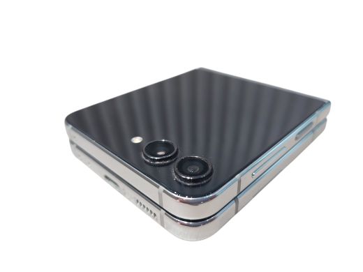 Samsung Z Flip 5 0.5 gb