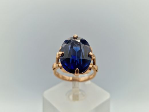 Zelta gredzens ar koraļļi, 7.71 g, izm. 17