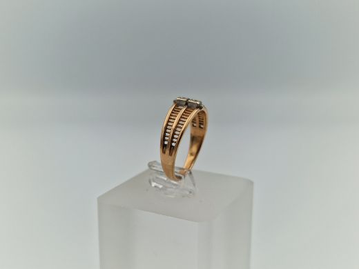 Золотое кольцо с цирконом, 2.5 г, разм. 17