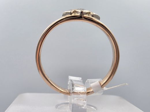 Gold ring with diamond, 2.64 g, size 16