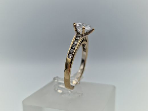 Zelta gredzens ar cirkoniju, 3.24 g, izm. 17.5