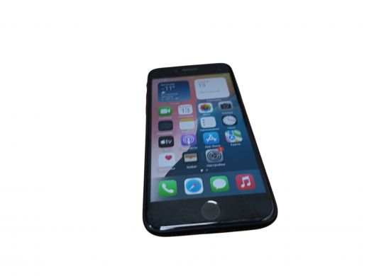 Apple iPhone SE (2020)