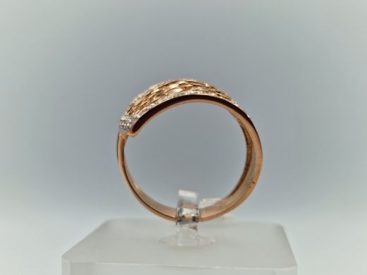 Zelta gredzens ar cirkoniju, 4.69 g, izm. 19