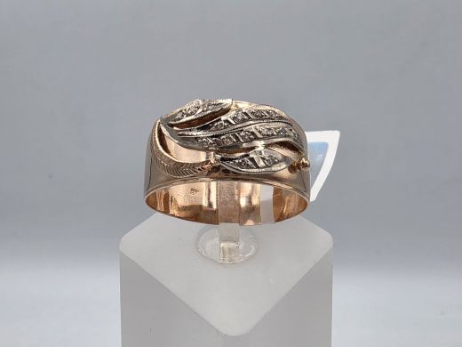 Золотое кольцо с бриллиантом, 4.07 г, разм. 21.5