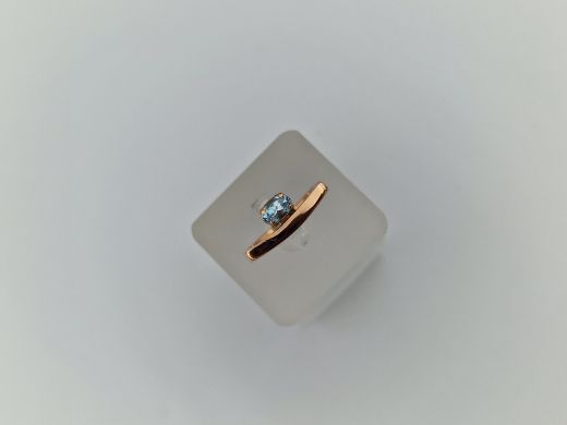 Zelta gredzens ar topāzu, 4.71 g, izm. 17