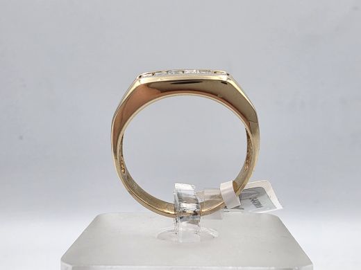 Zelta gredzens ar briljantu, 5.88 g, izm. 18.5