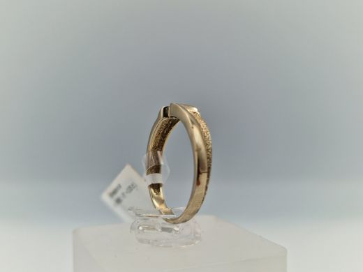 Zelta gredzens ar briljantu, 2.19 g, izm. 17.5