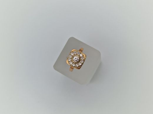 Золотое кольцо с цирконом, 3.8 г, разм. 18