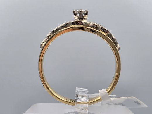 Gold ring