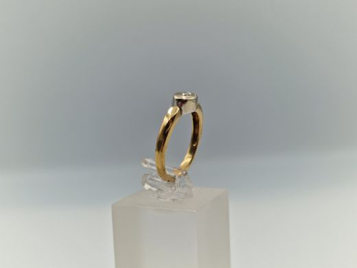 Zelta gredzens ar briljantu, 1.95 g, izm. 15.5