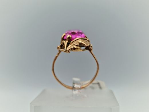 Zelta gredzens ar koraļļi, 4.07 g, izm. 17