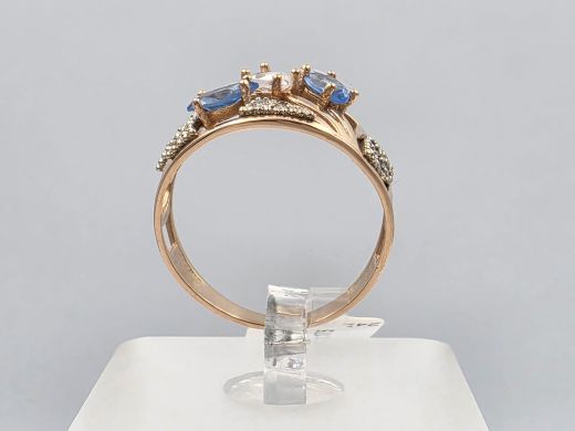 Gold ring with zircon, 2.54 g, size 17.5