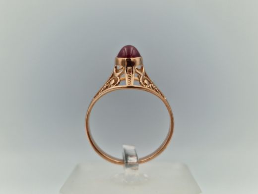 Zelta gredzens ar koraļļi, 3.5 g, izm. 19