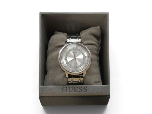 Guess W0933L1