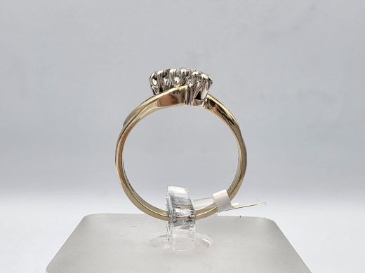 Zelta gredzens ar briljantiem, 2.34 g, izm. 16.5