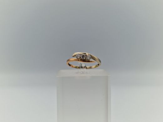 Золотое кольцо с цирконом, 1.8 г, разм. 18