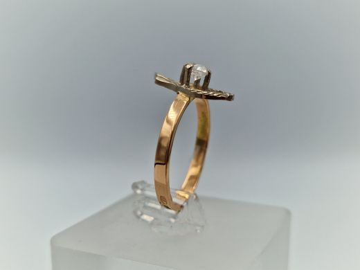 Золотое кольцо с цирконом, 2.16 г, разм. 17.5