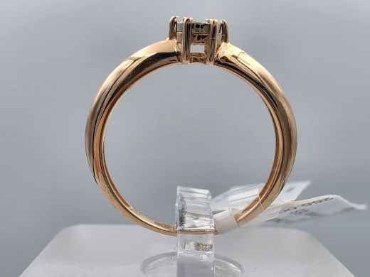 Gold ring with diamond, 1.39 g, size 15.5