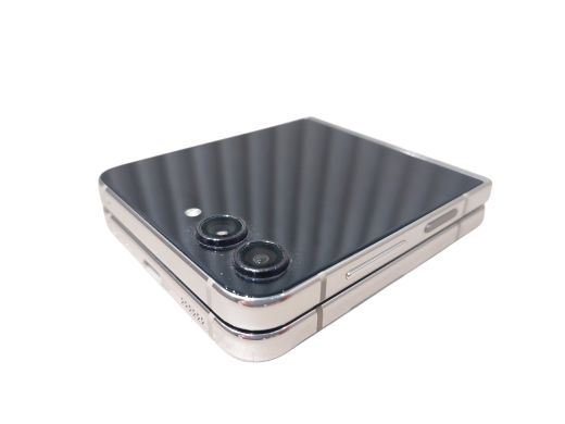 Samsung Galaxy Z Flip 5 128 gb