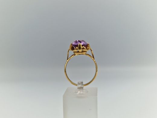 Zelta gredzens ar koraļļi, 5.59 g, izm. 18