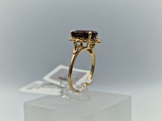 Zelta gredzens ar granātu, 2.09 g, izm. 16.5