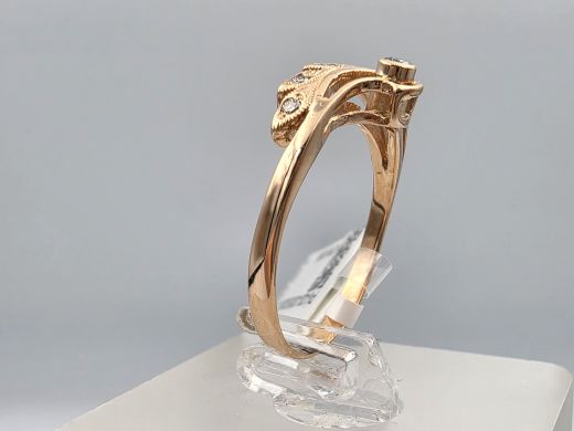 Gold ring with diamond, 2.08 g, size 17.5