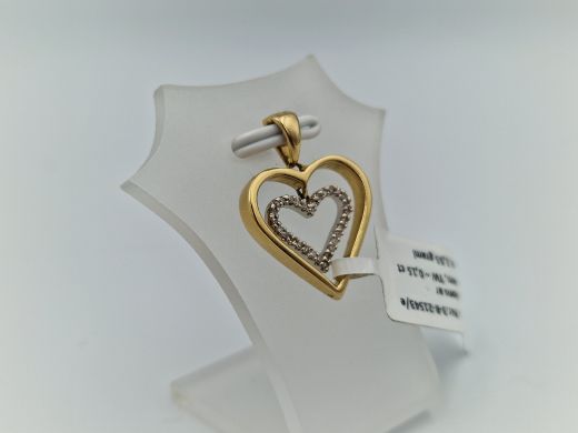 Gold pendant with diamond, 2.55 g