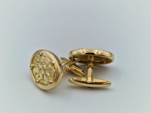 Золотой кулон с бриллиантом, 19.55 г