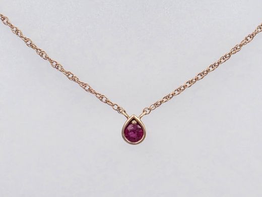 Gold chain with ruby, 1.19 g, size 45 cm