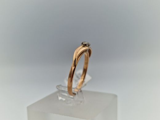 Золотое кольцо с цирконом, 2.11 г, разм. 18