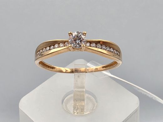 Gold ring with zircon, 1.70 g, size 19