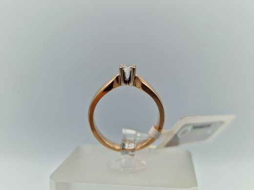 Zelta gredzens ar briljantu, 3.02 g, izm. 15