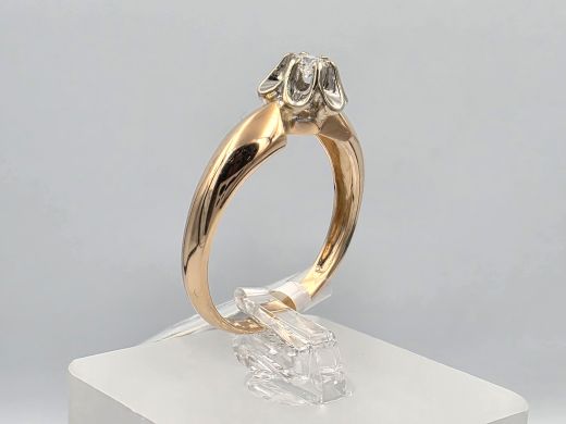 Gold ring with diamond, 3.08 g, size 18