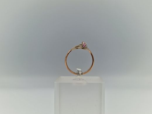 Золотое кольцо с кораллом, 2.18 г, разм. 17.5