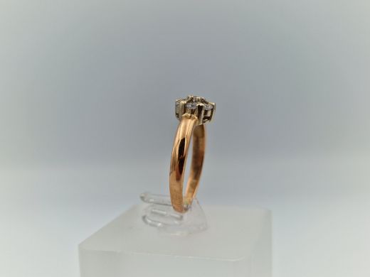 Золотое кольцо с цирконом, 2.9 г, разм. 16.5