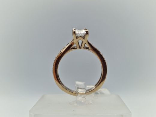 Zelta gredzens ar cirkoniju, 3.18 g, izm. 16