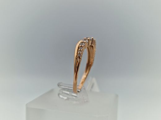 Золотое кольцо с цирконом, 2.4 г, разм. 18.5