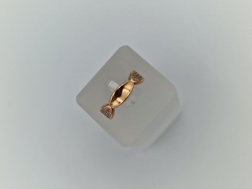 Золотое кольцо с цирконом, 2.6 г, разм. 16.5