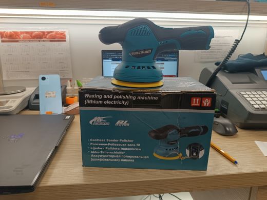 Waxing polisher D6000