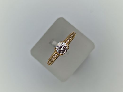 Zelta gredzens ar cirkoniju, 3.26 g, izm. 18