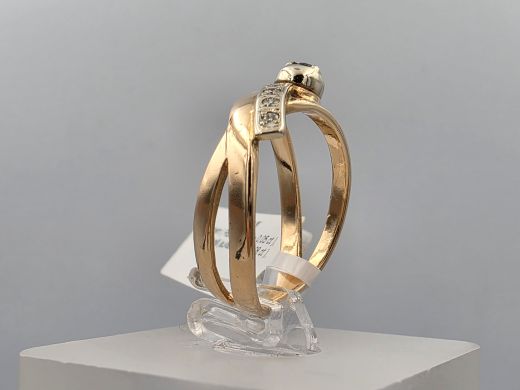 Золотое кольцо с бриллиантом и сапфиром, 3.62 г, разм. 17