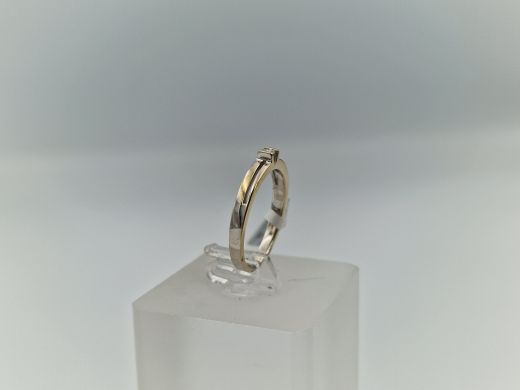 Zelta gredzens ar briljantu, 2.26 g, izm. 16