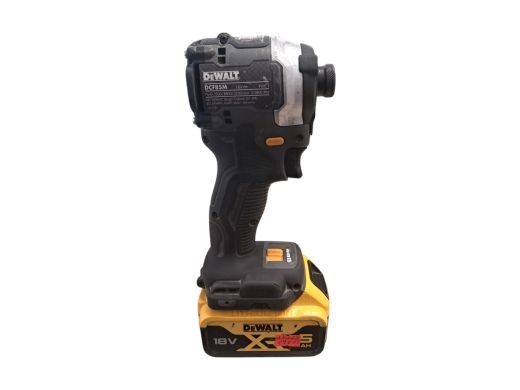 DeWalt Dcf85M