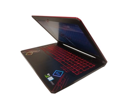 Asus Fx80G 512 gb